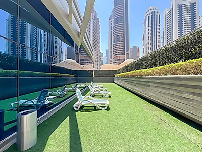 شقة 3 غرف نوم مفروشة في خليج الغرب | تشمل الخدمات