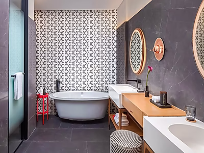 سعر مميز! | جناح غرفة نوم واحدة فندقي 5 نجوم | الخليج الغربي