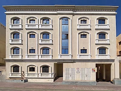 مبنى سكني أنيق | فرصة استثمارية كبيره و مدخول عالي في مكان مميز