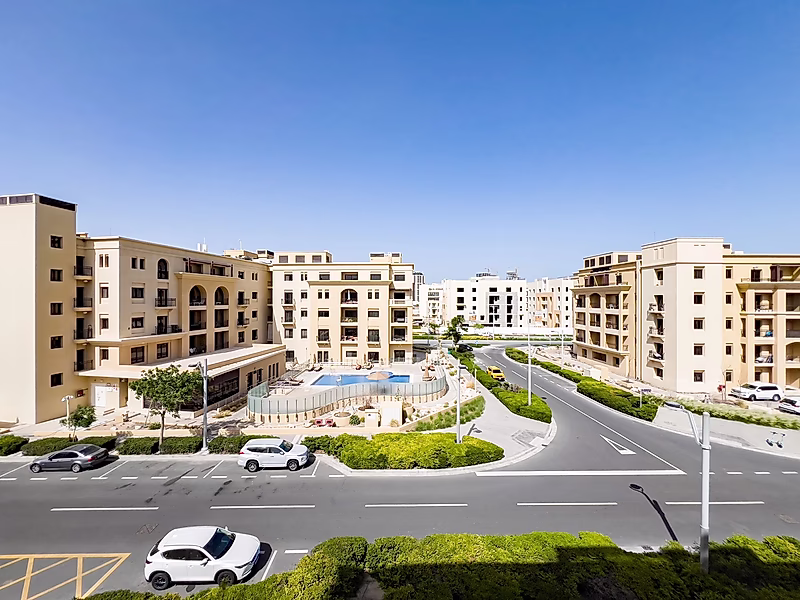 Premium 3-Bedroom Residence in Fox Hills, Lusail – Title Deed Ready - Photo 14