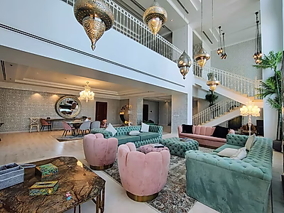 بنتهاوس رائع بإطلالات بانورامية