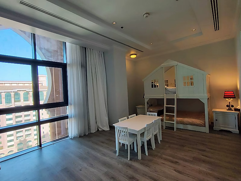 Exquisite 4BR+Maid Penthouse With Panoramic Views In Porto Arabia - The Pearl - Photo 7