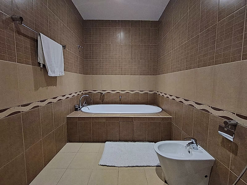 Exquisite 4BR+Maid Penthouse With Panoramic Views In Porto Arabia - The Pearl - Photo 14