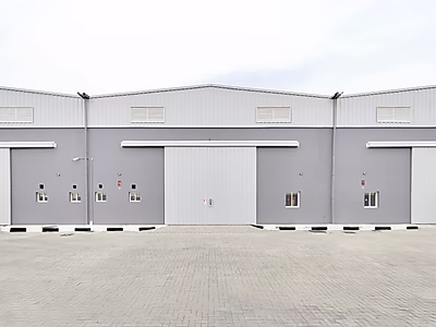 Prime Location | Exceptional Storage Solutions