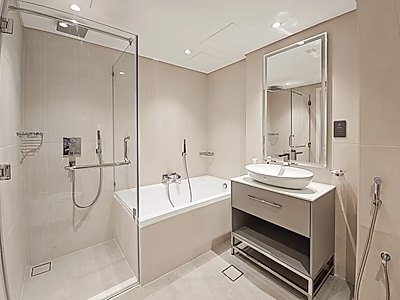 Stylish 1BR with Exquisite Finishes