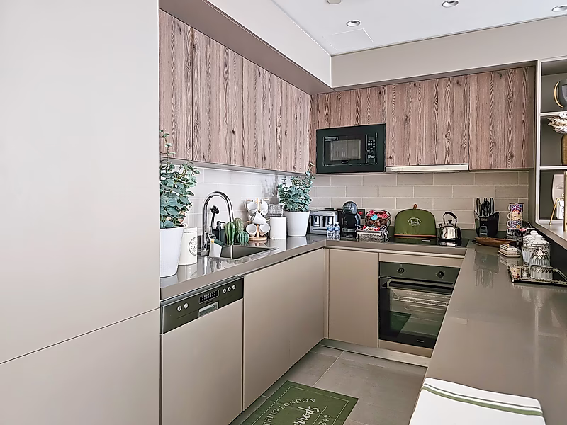 Sophisticated 1BR with Modern Elegance - Photo 8