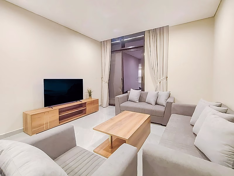 BILLS INCLUDED! COZY 1-BEDROOM APARTMENT - Photo 1
