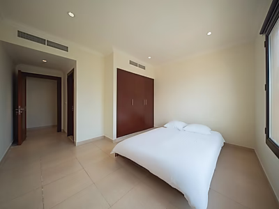 Luxury Living in The Pearl – Feature Tower 1+Office at an Unmatched Price