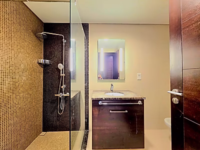 Modern 2BR | Closed Kitchen | Balcony | Title Deed