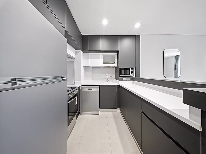 Luxury 2 Bedroom | High Floor | Breathtaking Marina View - Photo 6