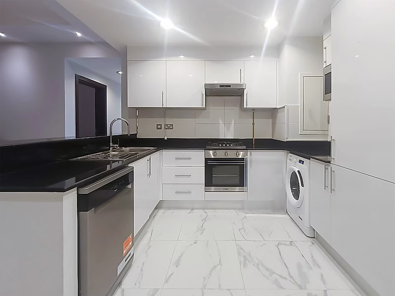 Elegant 2BR | Ready for Immediate Move-In - Photo 5