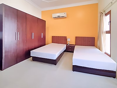 ملاذ معاصر بغرفتي نوم | حياة فاخرة