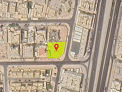 أرض سكنية مميزة في موقع استراتيجي للبيع في الوكرة