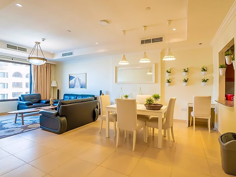 Luxury Living in The Pearl – Feature Tower 1+Office - Photo 1
