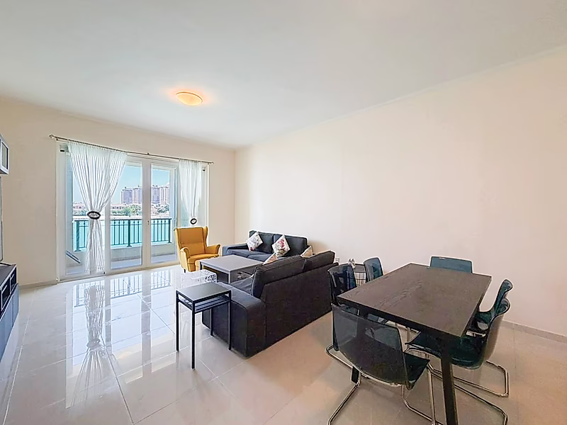 SEA VIEW | FURNISHED 2 BEDROOM TOWNHOUSE | VIVA BAHRIYA | THE PEARL - Photo 3