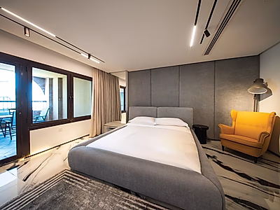 Sophisticated 1+Office with Contemporary Interiors | High Floor | The Pearl