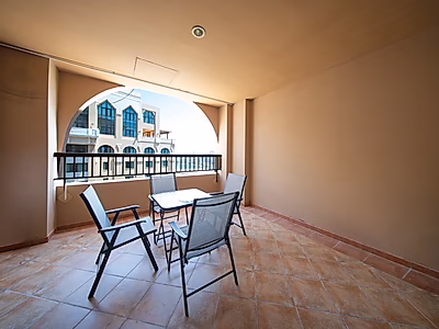 Sophisticated 1+Office with Contemporary Interiors | High Floor | The Pearl