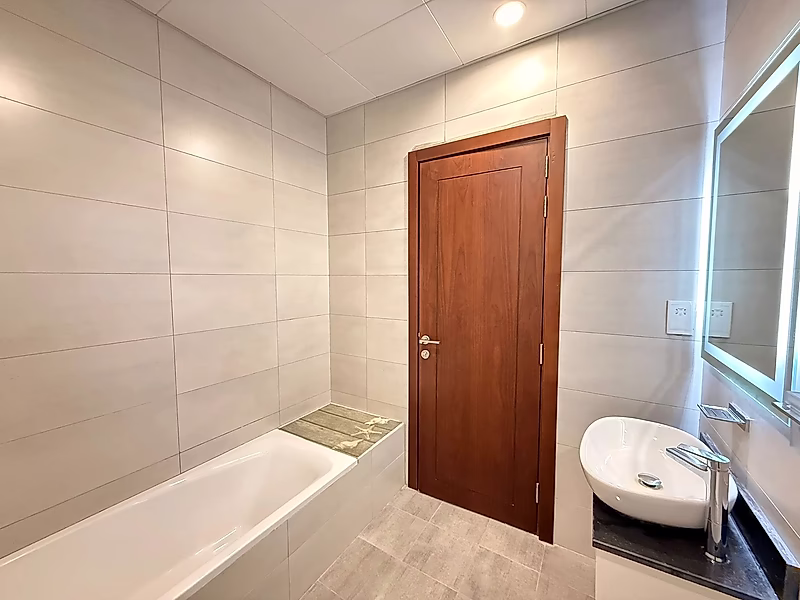 Fully Furnished 2BR in Lusail Fox Hills | 121.47 SQM | Title Deed Ready - Photo 4