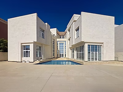 Ultra Luxury 9BR Villa | 1,650 SQM | Pool, Elevator & 3 Majlis | Ijara Lusail