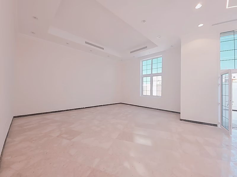 Ultra Luxury 9BR Villa | 1,650 SQM | Pool, Elevator & 3 Majlis | Ijara Lusail - Photo 5