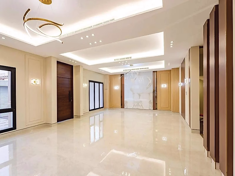 Exquisite 7+BR Villa with Luxe Amenities - Photo 1