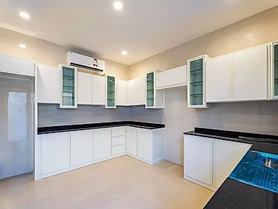 Exquisite 7+BR Villa with Luxe Amenities