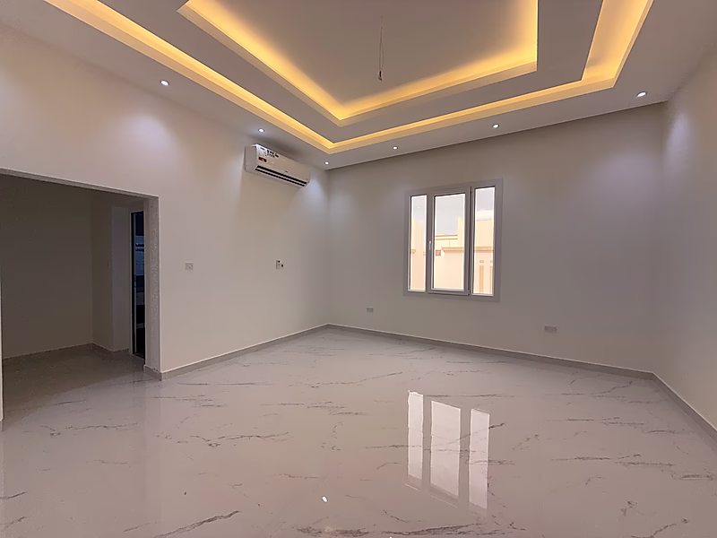 MAGNIFICENT 7BR+MAID LUXURY VILLA WITH ELEVATOR - Photo 4