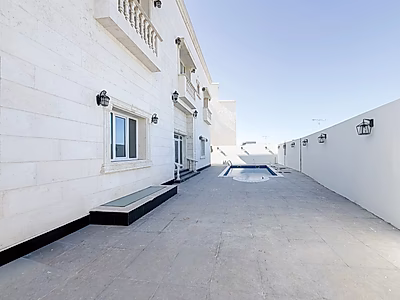 Exquisite Luxury Living | 7+ Bedrooms