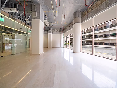 RETAIL BOUTIQUE SPACE | 5★ HOTEL – AL SADD