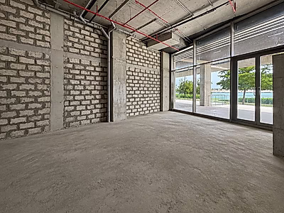 Exquisite Retail Space | Ideal for Luxury Brands