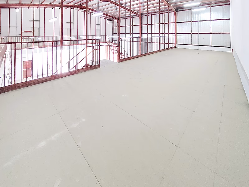 مستودع للإيجار في المنطقة الصناعية القديمة – مساحة مثالية للتخزين والأعمال التجارية - Photo 4