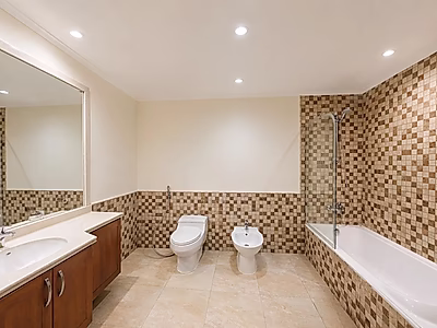 ELEGANT LIVING! COZY 2 BEDROOM WITH PREMIER FINISHES | PORTO