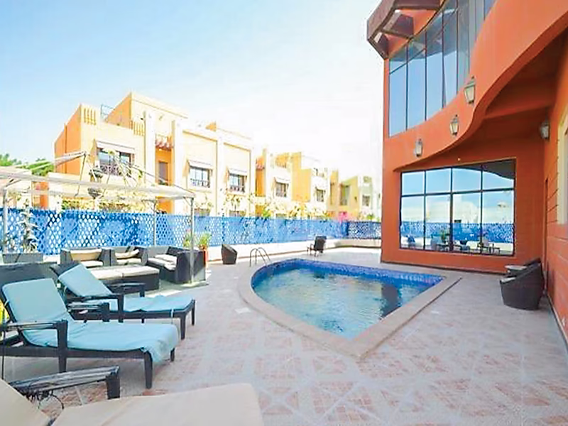 فيلا فاخرة مكونة من 5 غرف نوم | دفع نقدي فوري | ملكية حرة - Photo 8