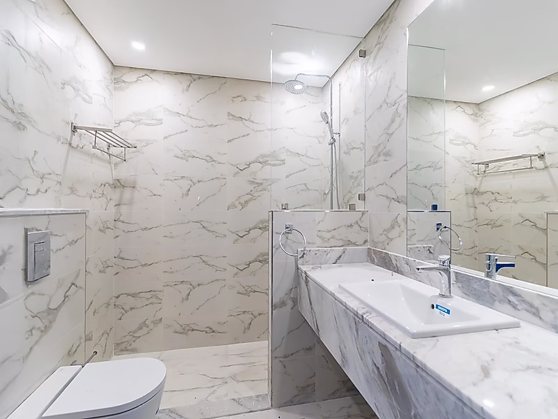 2 Bedroom Apartment for Sale – Lusail Marina (Freehold Title, Fully Furnished) - Photo 3