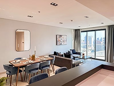 Stylish 1BR Apartment | Marina 33 | Prime Location | Great Investment