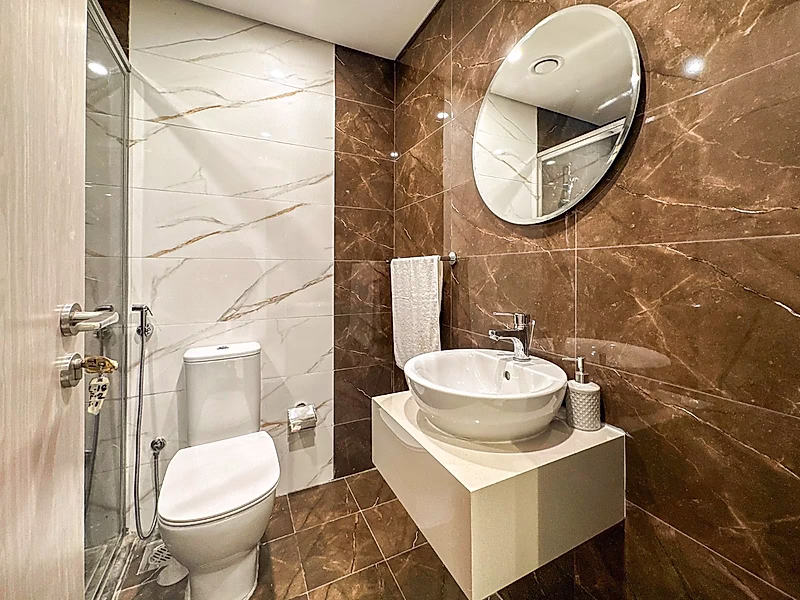 Stylish 1BR Apartment | Marina 33 | Prime Location | Great Investment - Photo 4