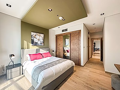 Stylish 1BR Apartment | Marina 33 | Prime Location | Great Investment