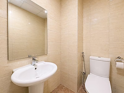 An exclusive Investment: Luxurious One Bedroom Apartment with Balcony in Damac Piazza, Lusail Fox Hills, Qatar