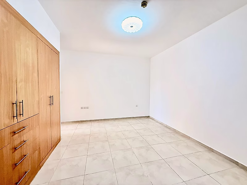 Hot Deal | 3 Bedrooms with Title Deed - Photo 6