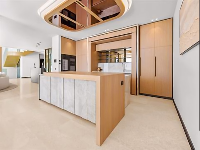 Luxury Contemporary Villa with Panoramic Sea Views – Super Cannes - Photo 8