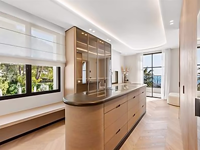 Ultra-Private Luxury Villa with Panoramic Sea Views – Cannes