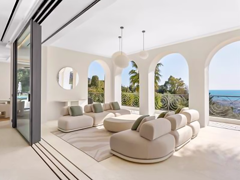 Ultra-Private Luxury Villa with Panoramic Sea Views – Cannes - Photo 20