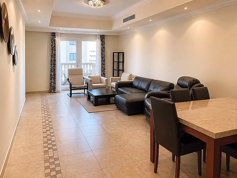 2-Bedroom Apartment for Sale in Porto Arabia | Dual Balconies & Prime Location - Photo 1