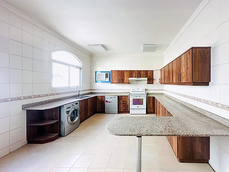 فيلا أنيقة ضمن مجمّع مكوّنة من 5 غرف نوم مع مسبح - Photo 7