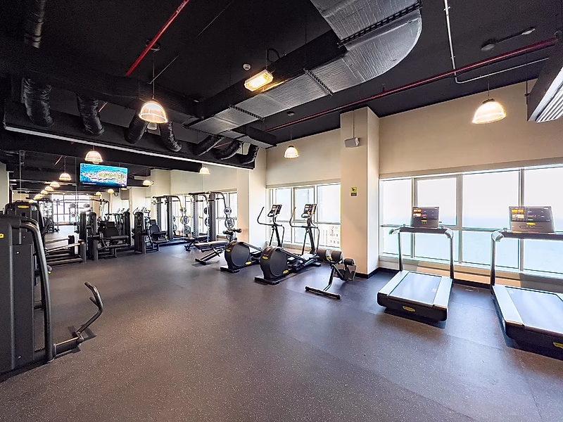 شقة أنيقة بأربعة غرف نوم مع تشطيبات فاخرة - Photo 16