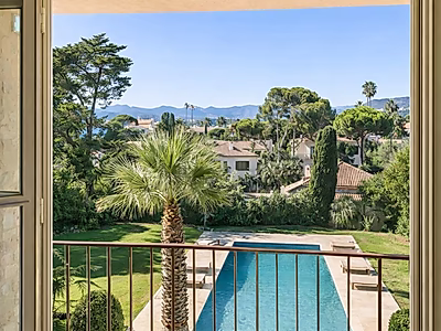 Cap d’Antibes West Side Contemporary Luxury Villa with Sea View