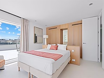 Cannes | Palm Beach | 3 Bedroom Duplex with Panoramic Sea View