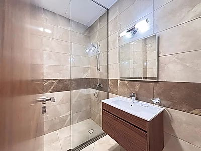 Elegant 2-Bedroom Apartment | Prime Al Erkyah | Stadium View