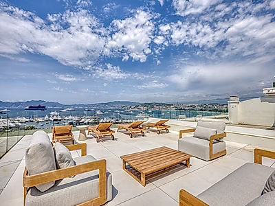 Cannes | Palm Beach | 3 Bedroom Duplex with Panoramic Sea View