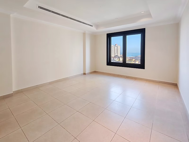 Stunning 1BR with Elegant Finishes | Porto - Photo 1